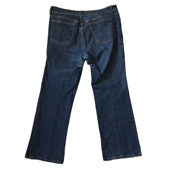 *DKNY so- low-lita Jeans GUC - Picture 9 of 9